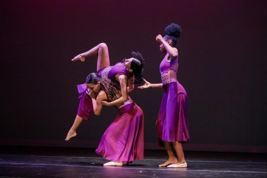 UHS Dance Department Presents Student Choreography Concert